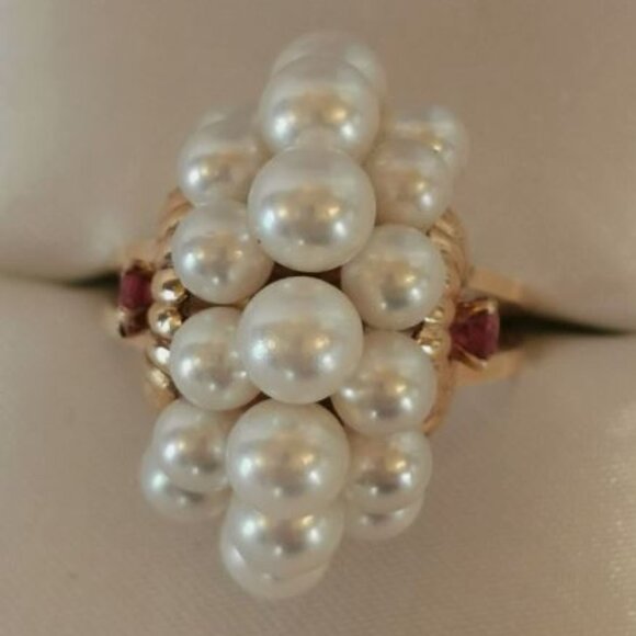 Fabulous 14 kt Vintage Akoya Pearl and Ruby Ring - Picture 5 of 12